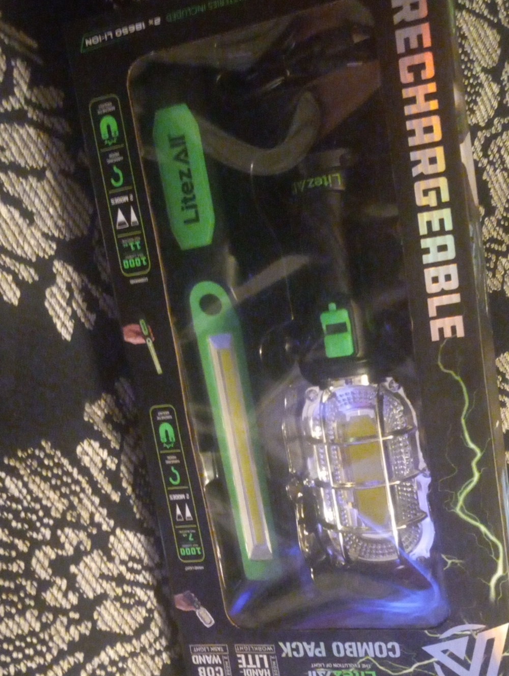 Rechargeable Green LED Phone Charger & Light Combo